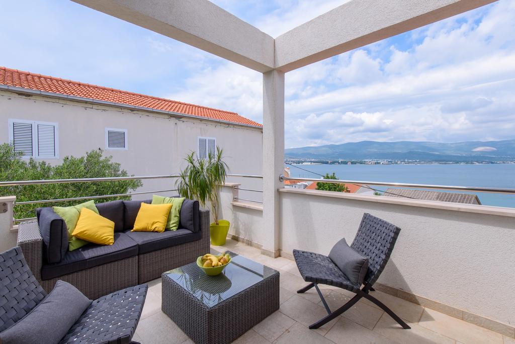 Apartments Salona Trogir Ngoại thất bức ảnh