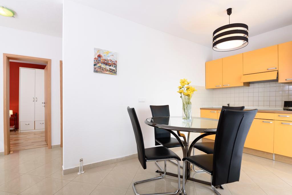 Apartments Salona Trogir Ngoại thất bức ảnh
